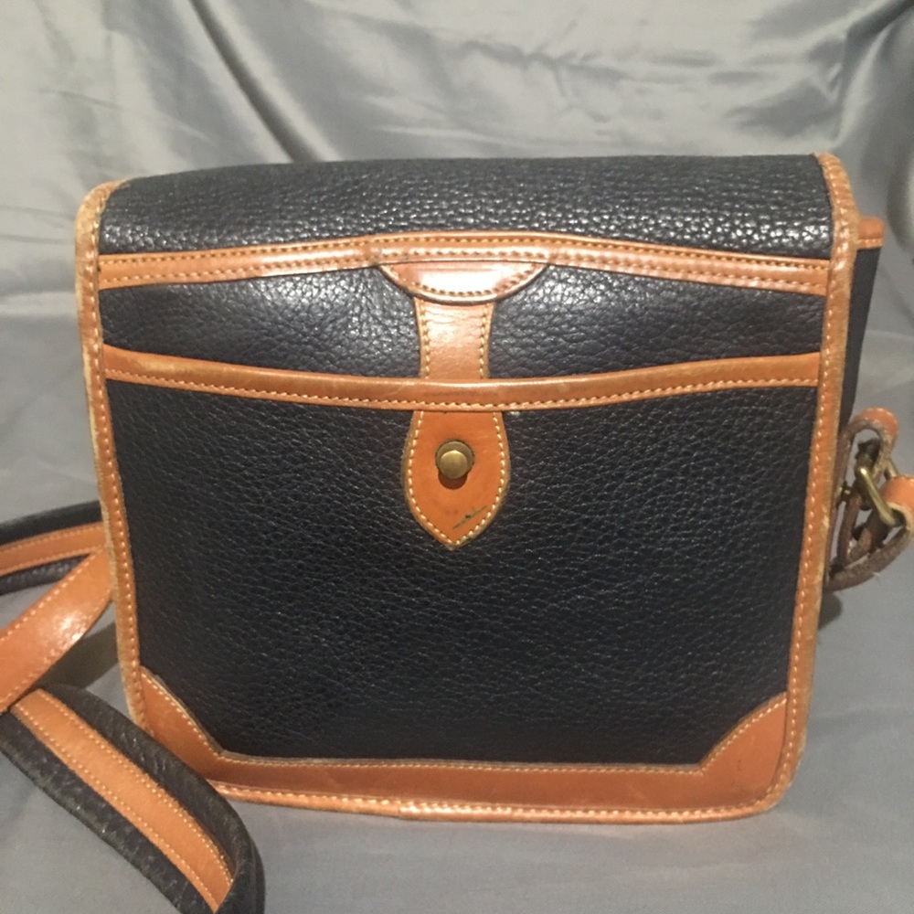 Beautiful leather green Donney & Bourne